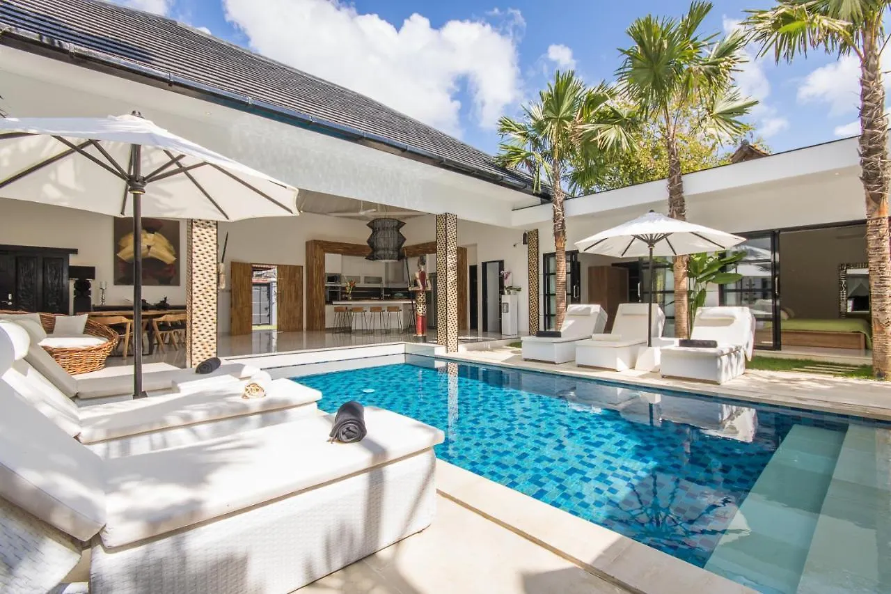 Villa Lora Seminyak