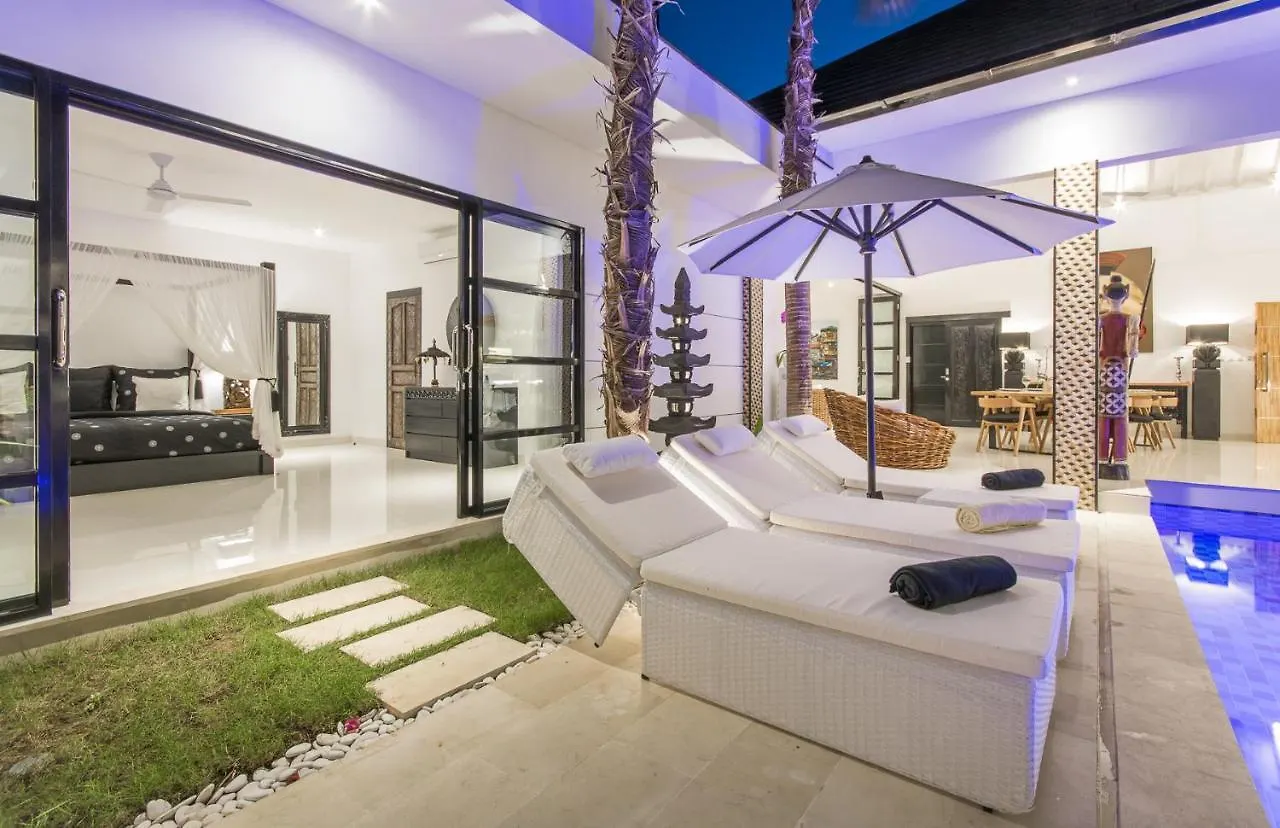 Villa Lora Seminyak
