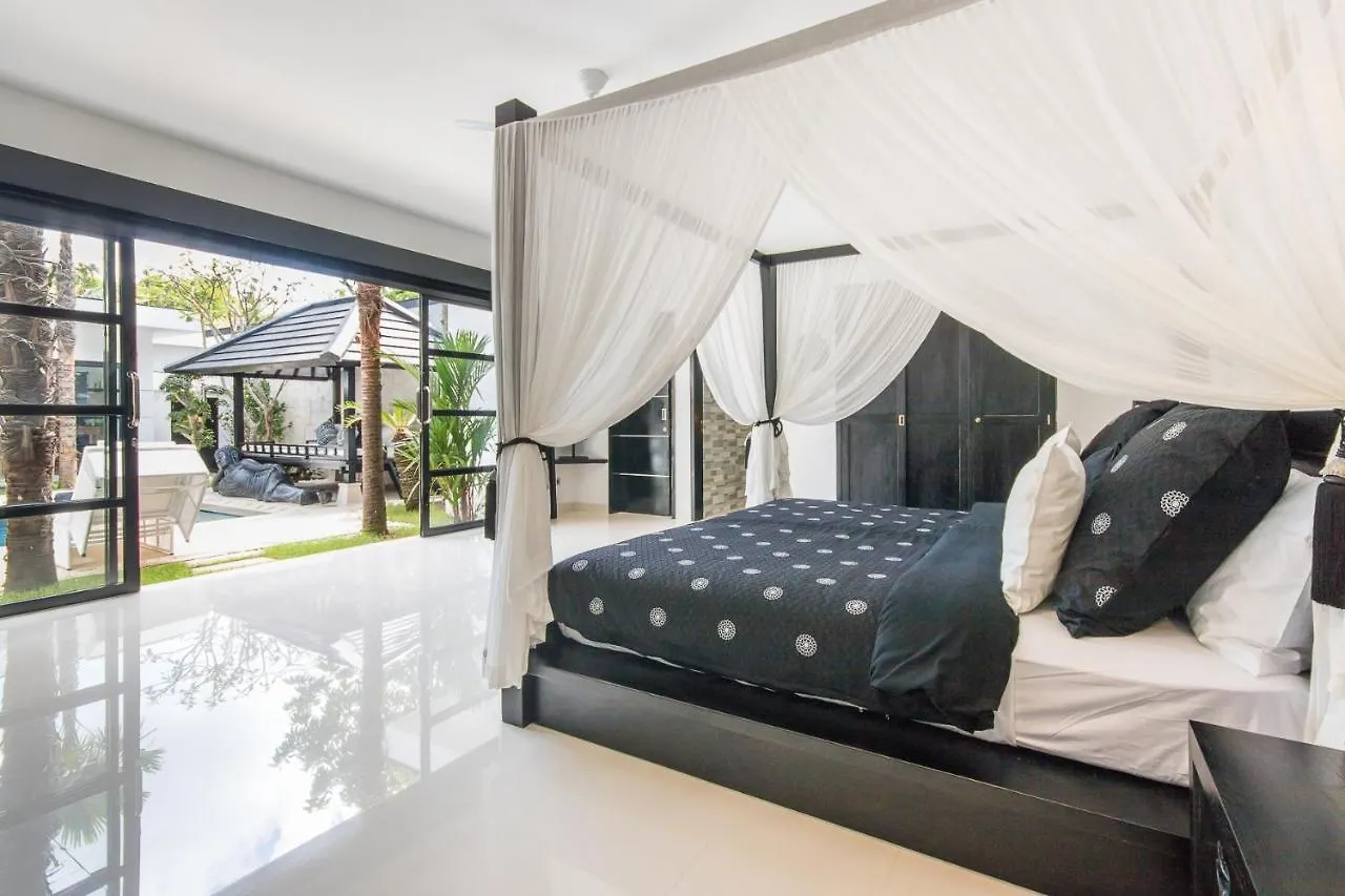 Villa Lora Seminyak
