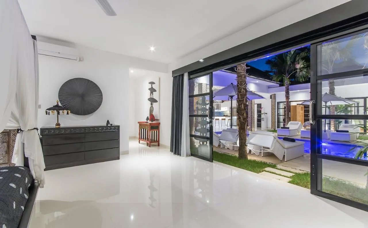 Villa Lora Seminyak